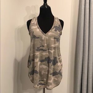 Express camo tank